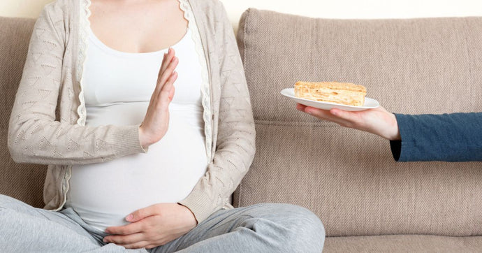What Pregnant Women Should Avoid Eating at Parties: A Helpful Guide For Fall Gatherings