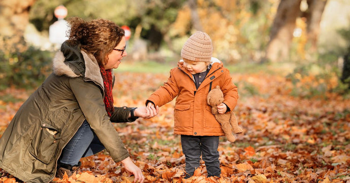 How to Dress a Baby for Fall Weather: Essential Tips for Parents