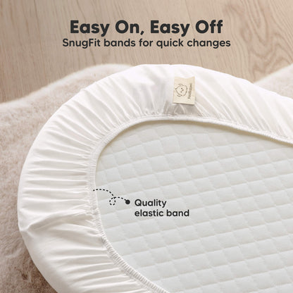 Easy on and off bassinet protector with snug elastic bands for quick changes.
 29739074715834