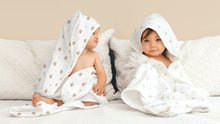 Load and play video in Gallery viewer, Lyra Muslin Hooded Towel (Monarch, Petite)
