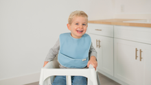 Load and play video in Gallery viewer, 3-Pack Presto Waterproof Bibs
